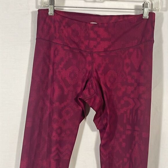 Old navy Athletic leggings - Picture 2 of 7